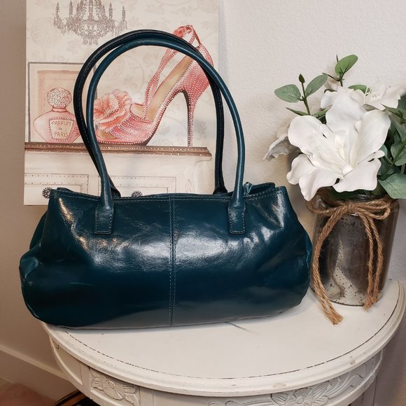 SERETA Teal Shoulder Handbag - Picture 2 of 16